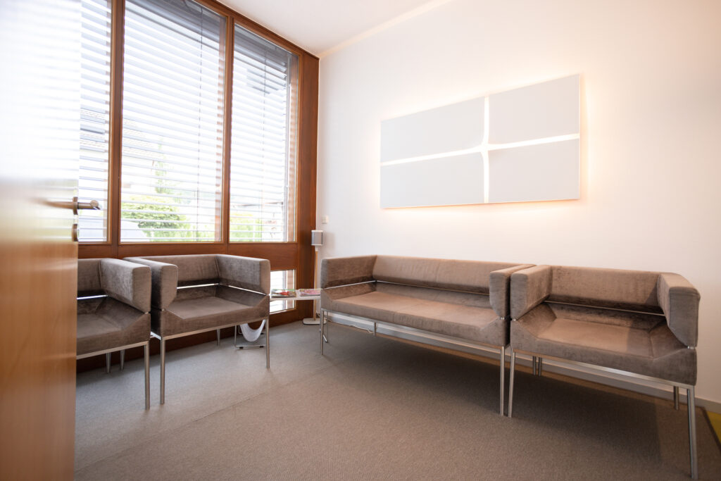 Zahnarztpraxis-Bilder-2023-11-von-79